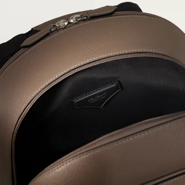 Interno dello zaino Montblanc in pelle Saffiano colore mastice