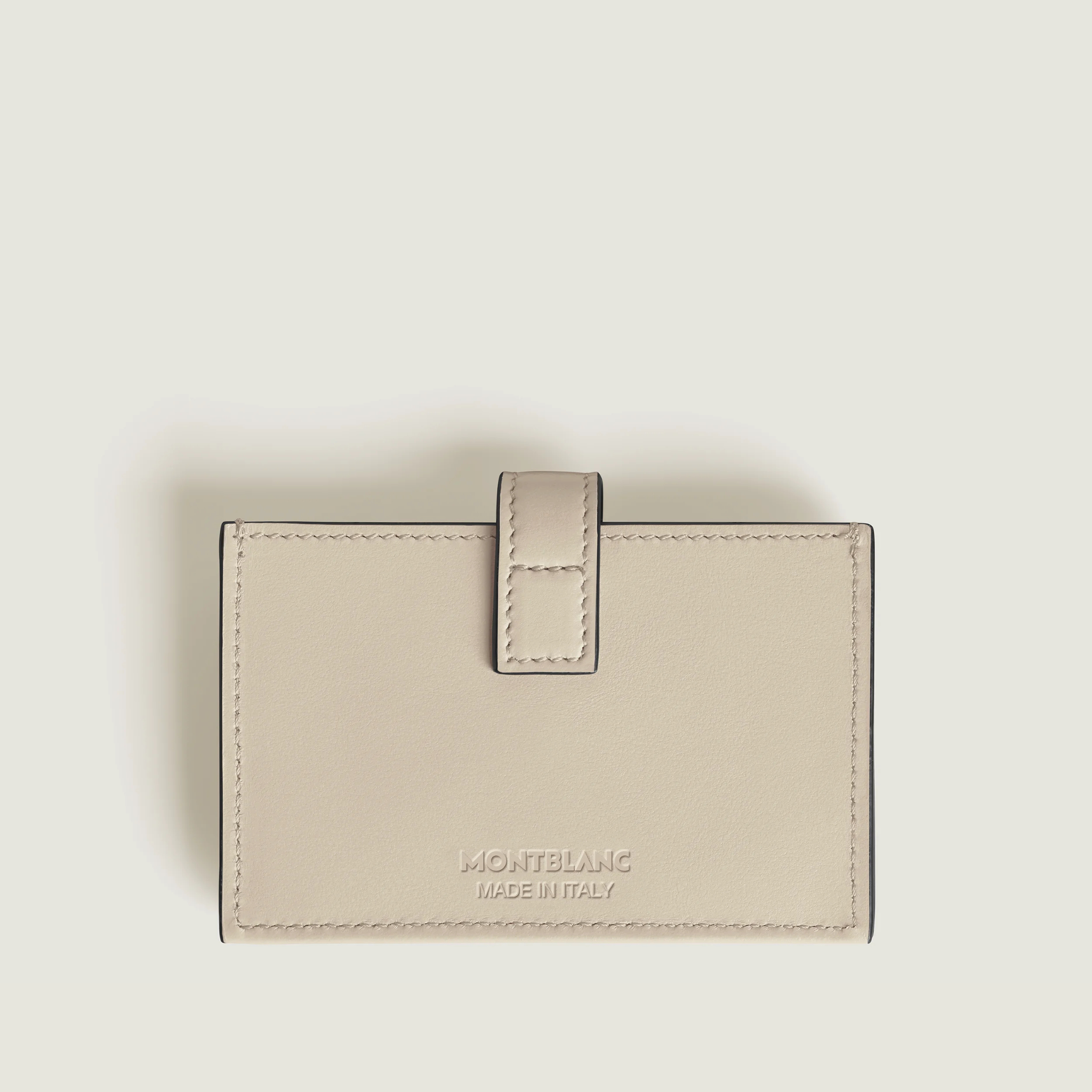 Porta carte Montblanc Meisterstück – profilo laterale slim Porta carte Montblanc Meisterstück in pelle nera, vista laterale con profilo sottile.