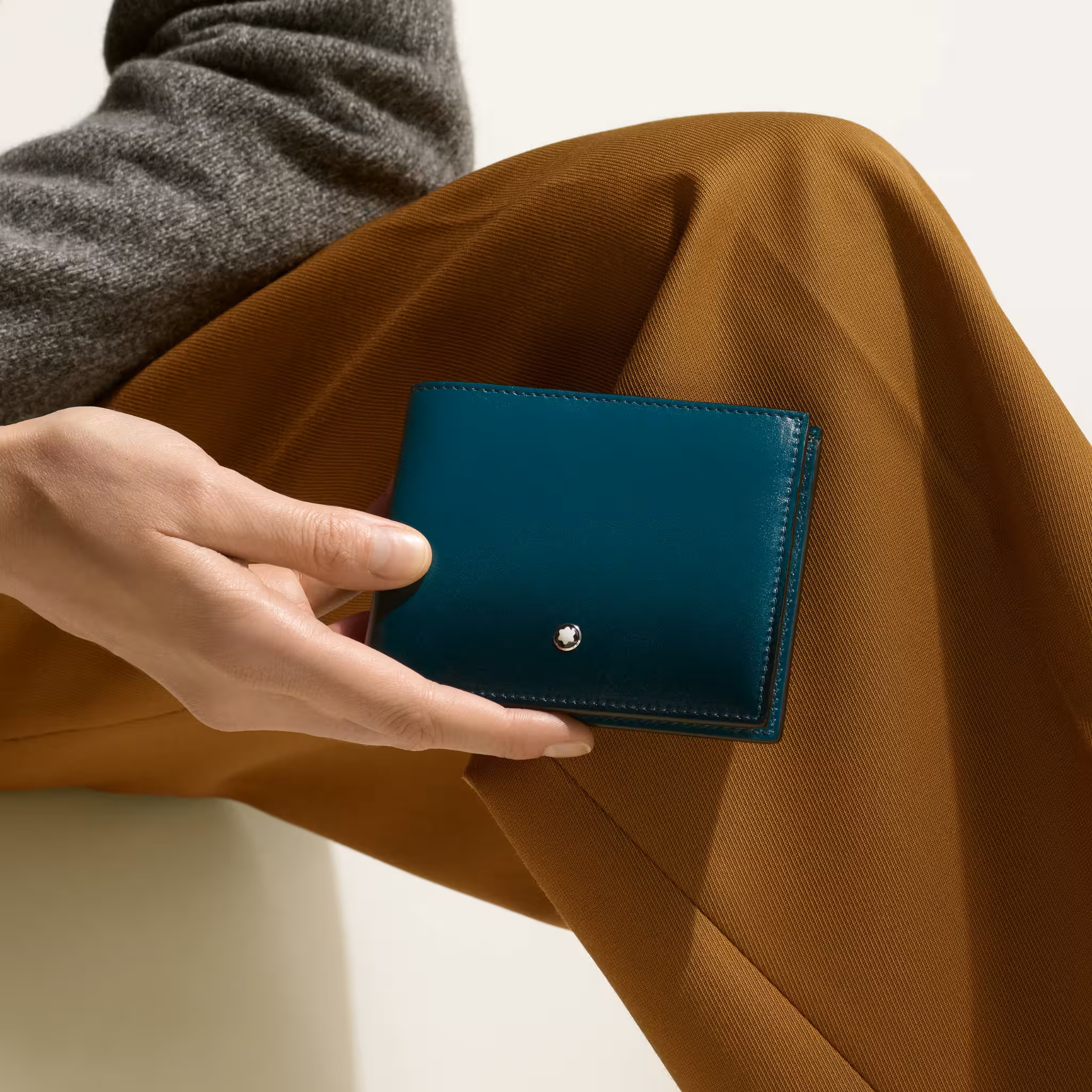 Portafoglio Montblanc Meisterstück pelle blu Cipro 6 scomparti