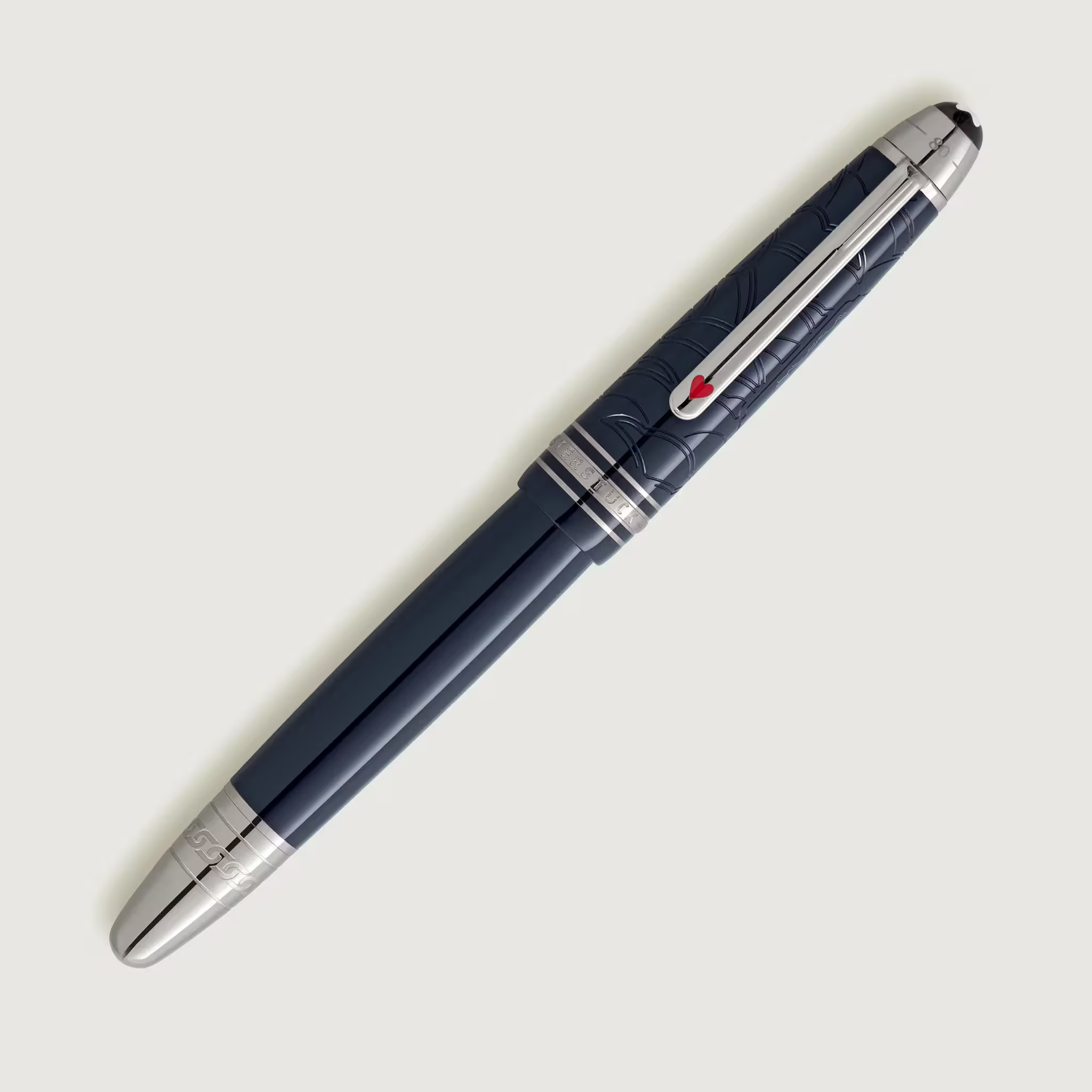 Penna Montblanc blu con cappuccio inciso e clip argento con cuore rosso