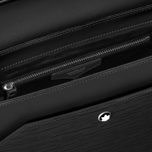 Interno Messenger Bag 4810 Montblanc in pelle nera con tasca zip e logo Made in Italy