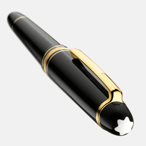 Cappuccio Montblanc con clip dorata e emblema bianco